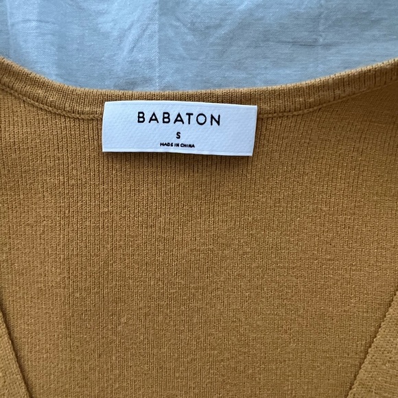 Aritzia Babaton Balloon sleeve mustard sweater S - Picture 7 of 9